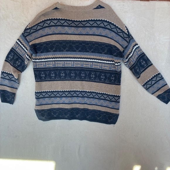 Vintage 1970's Boho Aztec Knit Sweater V Neck Lace Up Size Medium - Picture 5 of 7